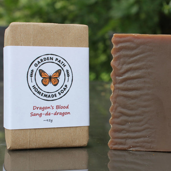 Dragon's Blood Bar Soap | Légèrement parfumé au parfum de sang de dragon - Garden Path Homemade Soap